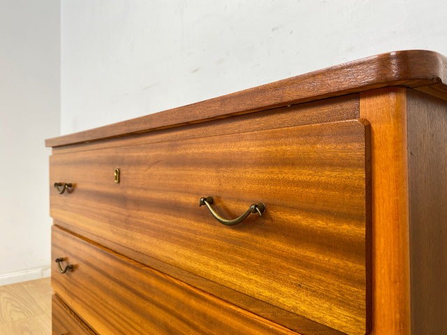 WMK Stilvolle & hochwertige skandinavische Kommode aus vollem Holz in sehr gutem Zustand, mit Schubladen & tollen Messinggriffen # Kommode Sideboard Wäschekommode Schubladenkommode Mid-Century Vintage