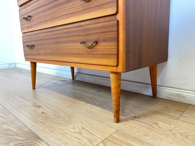 WMK Stilvolle & hochwertige skandinavische Kommode aus vollem Holz in sehr gutem Zustand, mit Schubladen & tollen Messinggriffen # Kommode Sideboard Wäschekommode Schubladenkommode Mid-Century Vintage