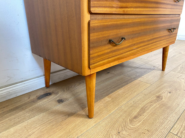 WMK Stilvolle & hochwertige skandinavische Kommode aus vollem Holz in sehr gutem Zustand, mit Schubladen & tollen Messinggriffen # Kommode Sideboard Wäschekommode Schubladenkommode Mid-Century Vintage