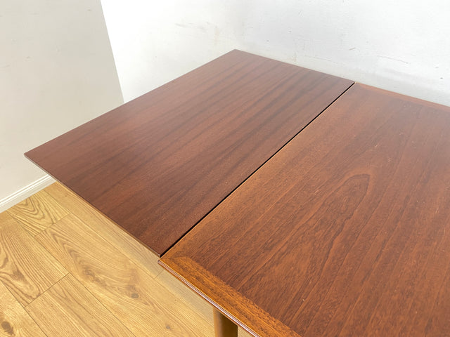 WMK Stilvoller & gut erhaltener rechteckiger Mid-Century Esstisch von Kondor in Teakholz , ausziehbar # Tisch Holztisch Designertisch Küchentisch Ausziehtisch Danisch Design Skandinavisch Vintage Teak