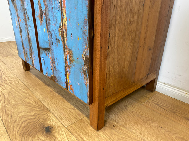 Boatwood by WMK # Besondere Kommode mit Schubladen, ein aus altem Bootsholz handgefertigtes Unikat aus massivem Teakholz # Sideboard Schrank blaue Anrichte Wickelkommode Wäschekommode Loft Bootsmöbel