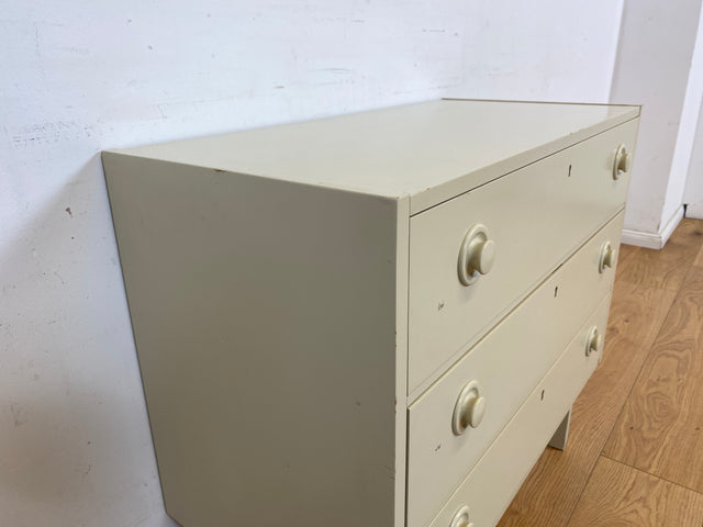 WMK Minimalistische & geräumige weiße skandinavische Kommode mit Schubladen & formschönen Holzgriffen # Schubladenkommode Sideboard Wäschekommode Schrank Mid-Century Space Age Vintage 60er 70er Retro