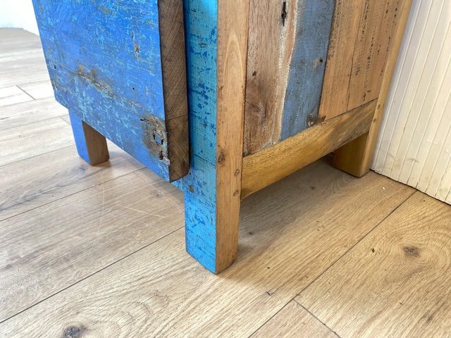 Boatwood by WMK #  Besonderer Nachttisch aus altem Bootsholz, ein handgefertigtes Unikat aus massivem Teakholz # Nachtschrank Nachtkommode Nachtschränkchen Kommode Beistelltisch Bedside Table Teak