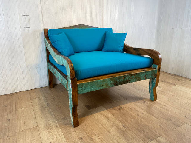 Boatwood by WMK # Besonderes kleines Sofa aus altem Bootsholz, ein handgefertigtes Unikat aus massivem Teakholz mit neuer Polsterung & Kissen # Couch Sessel Loungesessel Liege Loveseat Bootsmöbel Blau