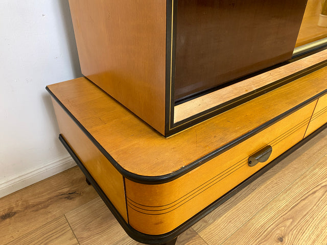 WMK Stilvoller und gut erhaltener Mid-Century Wohnzimmerschrank mit Vitrine , verspiegelter Bar , Schiebetüren und Schubladen # Highboard Sideboard Schrankwand Rockabilly Barschrank Vintage 50er 60er