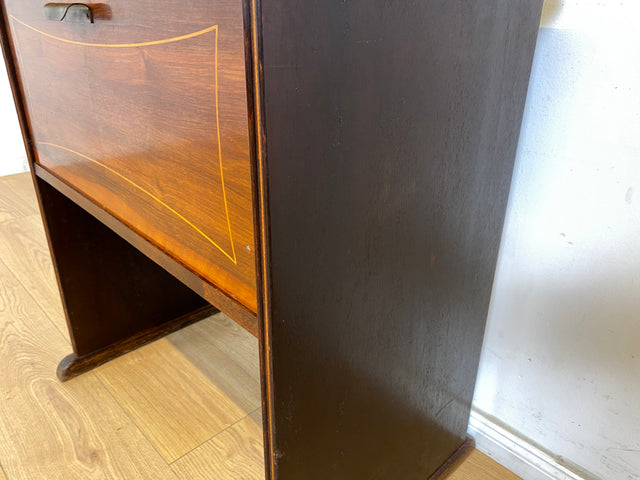 WMK Formschöne und gut erhaltene kleine Mid-Century Kommode mit großem aufklappbaren Fach und hübschem Messinggriff # Bar Barkommode Barschrank Mini-Bar Flurkommode Ablage Vintage Rockabilly 50er 60er