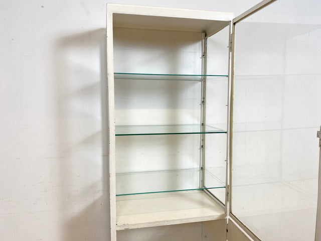 WMK Very beautiful &amp; minimalist 1940s medicine cabinet made of iron &amp; glass # white apothecary cabinet display case doctor's cabinet glass display case doctor's display case highboard locker industrial design display vintage