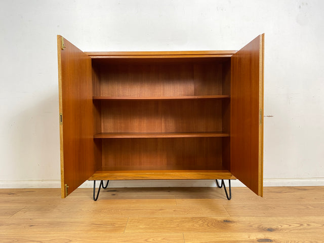 WMK Stilvoller, geräumiger und gut erhaltener Schrank mit Möbelkorpus aus 1958 auf neuen Hairpin Füßen # Highboard Kommode Wäschekommode Wäscheschrank Sideboard Vintage Mid-Century 50er 60er Upcycling