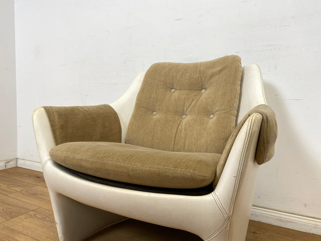 WMK 1/2 Formschöner und bequemer 70er Jahre Space Age Schalensessel mit Originalbezug und in Kunstleder bezogener Sitzschale # Sessel Armchair Stuhl Clubsessel Cocktailsessel Lesesessel Vintage Retro