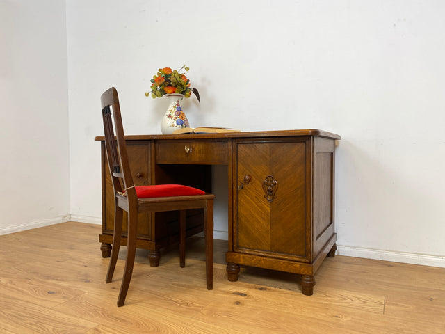 WMK Sehr schöner und gut erhaltener antiker Schreibtisch aus vollem Holz mit vielen Schubladen und hübschen Holzverzierungen # Desk Arbeitstisch Bürotisch Sekretär Chefschreibtisch Jugendstil Vintage