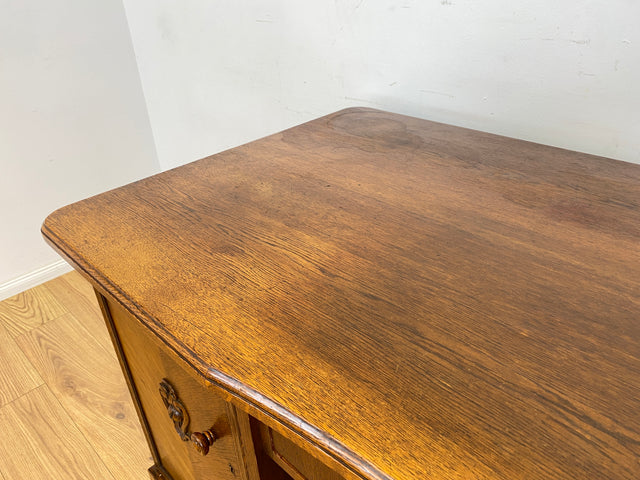 WMK Sehr schöner und gut erhaltener antiker Schreibtisch aus vollem Holz mit vielen Schubladen und hübschen Holzverzierungen # Desk Arbeitstisch Bürotisch Sekretär Chefschreibtisch Jugendstil Vintage