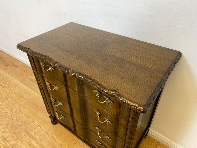 WMK I Hochwertige kleine dänische 1960er Stilmöbel Kommode aus massiver Eiche mit Schubladen und Messinggriffen I Schränkchen Flur Wäschekommode Dresser Barock Rokoko Vintage Berlin Augsburg Wolfsburg