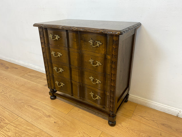WMK I Hochwertige kleine dänische 1960er Stilmöbel Kommode aus massiver Eiche mit Schubladen und Messinggriffen I Schränkchen Flur Wäschekommode Dresser Barock Rokoko Vintage Berlin Augsburg Wolfsburg