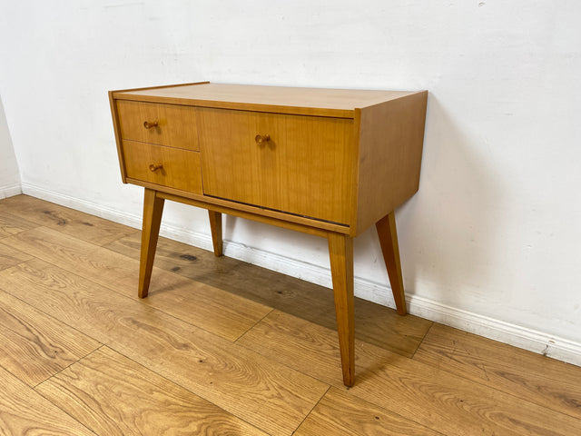 WMK I Stilvolle kleine helle Mid-Century Kommode aus 1966 in Birnbaum mit Schubladen I Lowboard Sideboard Wäschekommode Beistelltisch Nachttisch TV Bank VEB DDR Vintage Retro 60er Berlin Leipzig Köln