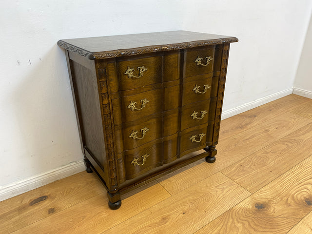 WMK I Hochwertige kleine dänische 1960er Stilmöbel Kommode aus massiver Eiche mit Schubladen und Messinggriffen I Schränkchen Flur Wäschekommode Dresser Barock Rokoko Vintage Berlin Augsburg Wolfsburg