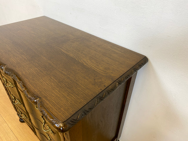WMK I Hochwertige kleine dänische 1960er Stilmöbel Kommode aus massiver Eiche mit Schubladen und Messinggriffen I Schränkchen Flur Wäschekommode Dresser Barock Rokoko Vintage Berlin Augsburg Wolfsburg