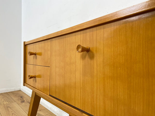 WMK I Stilvolle kleine helle Mid-Century Kommode aus 1966 in Birnbaum mit Schubladen I Lowboard Sideboard Wäschekommode Beistelltisch Nachttisch TV Bank VEB DDR Vintage Retro 60er Berlin Leipzig Köln