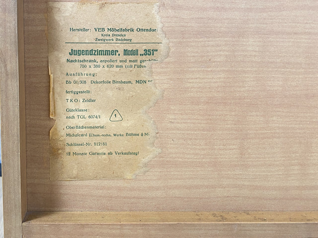 WMK I Stilvolle kleine helle Mid-Century Kommode aus 1966 in Birnbaum mit Schubladen I Lowboard Sideboard Wäschekommode Beistelltisch Nachttisch TV Bank VEB DDR Vintage Retro 60er Berlin Leipzig Köln