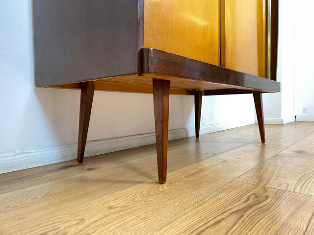 WMK # Formschöner & gut erhaltener Mid-Century Wäscheschrank mit Schiebetüren # Schrank Kleiderschrank Flurschrank Schuhschrank Highboard Sideboard Rockabilly Vintage 50er 60er Berlin München Dresden