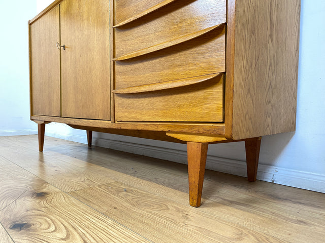 WMK I Stilvolles Mid-Century Sideboard in Eiche mit Schubladen I Kommode Schrank Wohnzimmerschrank Anrichte Lowboard TV-Schrank TV-Board Vintage DDR Berlin Dresden Bayern Frankfurt