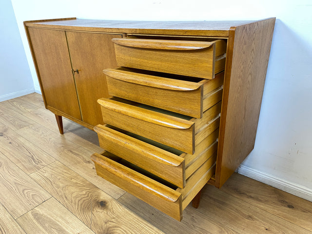 WMK I Stilvolles Mid-Century Sideboard in Eiche mit Schubladen I Kommode Schrank Wohnzimmerschrank Anrichte Lowboard TV-Schrank TV-Board Vintage DDR Berlin Dresden Bayern Frankfurt