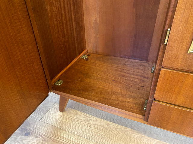 WMK I Stilvoller Mid-Century Schrank aus vollem Holz mit Schubladen & Glastür I Kleiderschrank Wäscheschrank Highboard Vitrine Garderobe Dielenschrank Cabinet 50er 60er Vintage Frankfurt Bonn Dresden