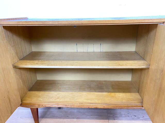 WMK I Stilvolles Mid-Century Sideboard in Eiche mit Schubladen I Kommode Schrank Wohnzimmerschrank Anrichte Lowboard TV-Schrank TV-Board Vintage DDR Berlin Dresden Bayern Frankfurt