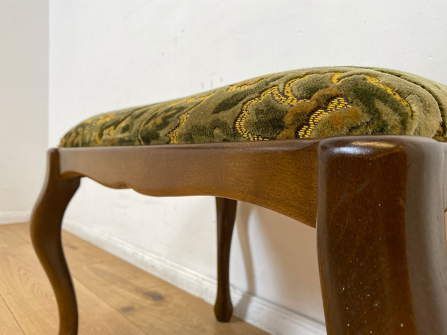 WMK I Eleganter Mid-Century Chippendale Hocker mit wunderschönem grünem Brokat Bezug und Cabriole Beinen I Sitzhocker Fußhocker Schemel Taburett Sitz 60er Vintage Barock Rokoko Berlin München Leipzig