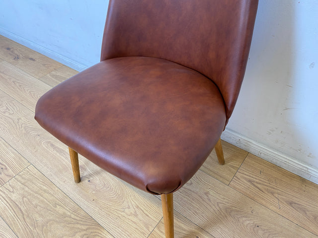 WMK I Versand I Kultiger und sehr gut erhaltener Mid-Century DDR Cocktailsessel mit braunem Kunstlederbezug