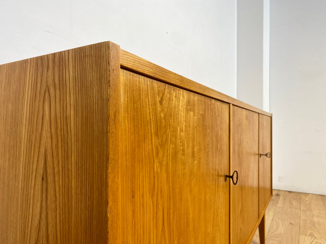 WMK I Stilvolles & gut erhaltenes Mid-Century Designer Sideboard 602/H aus 1961 von Franz Ehrlich für VEB Hellerau in Senesche I Kommode Wäschekommode TV Lowboard Anrichte Vintage Berlin Leipzig Kiel
