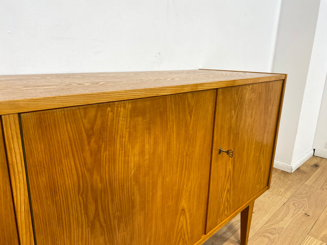 WMK I Stilvolles & gut erhaltenes Mid-Century Designer Sideboard 602/H aus 1961 von Franz Ehrlich für VEB Hellerau in Senesche I Kommode Wäschekommode TV Lowboard Anrichte Vintage Berlin Leipzig Kiel