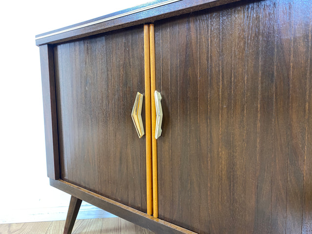 WMK I Seltene Mid-Century Eckkommode mit drehbarem verspiegeltem Barfach & Schiebetüren I Barkommode Barschrank Eckschrank Kommode Bar Minibar Hausbar 50er 60er Vintage Rockabilly Berlin Hamburg Köln