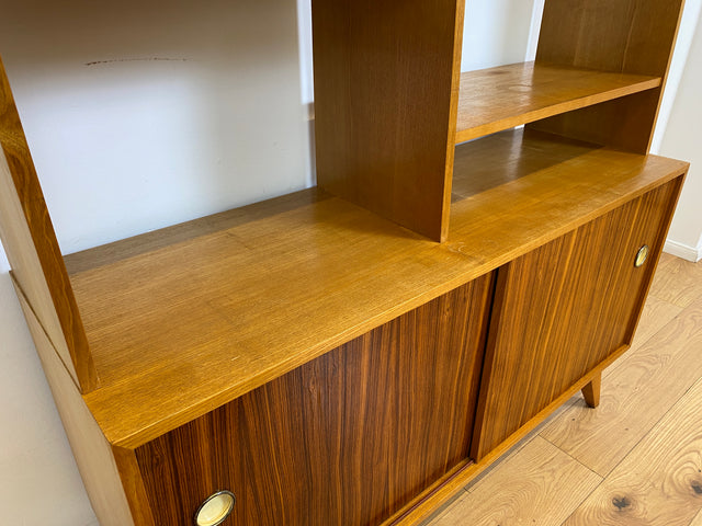 WMK # Stilvolles, minimalistisches Mid-Century Highboard mit verspiegelter Bar & Schiebetüren # Wohnzimmerschrank Sideboard Schrankwand Barschrank Regal Bücherregal Bücherschrank Kommode Vintage 60er