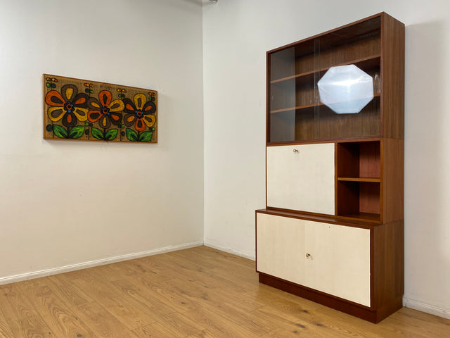 WMK # Stilvolles modulares Mid-Century Highboard, Vollholz in Teak, mit späterer weißer Lackierung # Schrank Bücherschrank Büchervitrine Barschrank Vitrine Regalwand Schrankwand Regal Teakholz Vintage