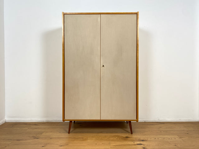 WMK # Raumaufhellender und gut erhaltener Mid-Century Kleiderschrank aus 1964 in Birke Modell Rita von Chr. Leonhardt KG Holzbau # Schrank Schlafzimmerschrank Wäscheschrank Wardrobe Vintage Retro DDR
