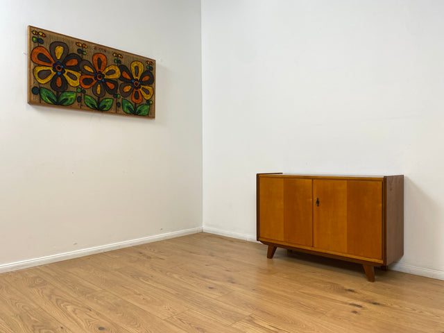 WMK # Schöne, jedoch etwas abgenutzte Mid-Century Kommode aus vollem Holz in Birke & Nussbaum # Sideboard Lowboard TV-Lowboard TV-Bank Wäschekommode Schuhschrank Flurkommode Schrank 50er 60er Vintage