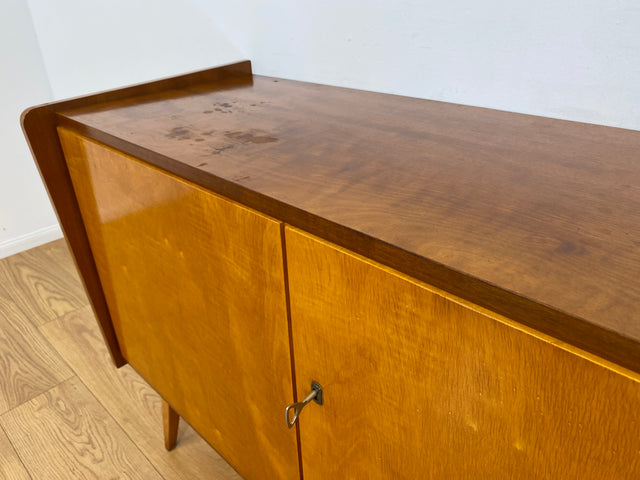 WMK # Stilvolle & geräumige Mid-Century Kommode aus vollem Holz mit schönen konischen Füßen, 1965 # Sideboard Wäschekommode Fernsehkommode Schuhschrank Schuhkommode TV-Lowboard Rockabilly Vintage 60er