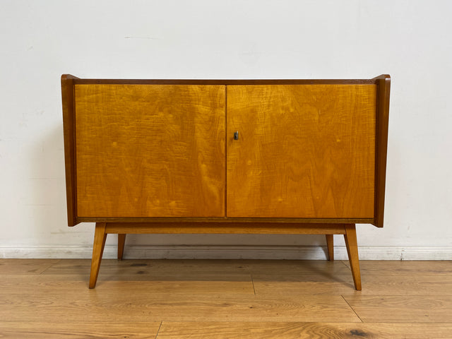 WMK # Stilvolle & geräumige Mid-Century Kommode aus vollem Holz mit schönen konischen Füßen, 1965 # Sideboard Wäschekommode Fernsehkommode Schuhschrank Schuhkommode TV-Lowboard Rockabilly Vintage 60er