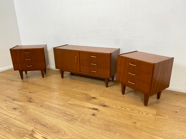 WMK # Stilvolles Mid-Century Lowboard aus 1966 mit Schubladen und formschönen Originalgriffen # Sideboard Wäschekommode Schuhschrank Flurkommode TV-Bank TV-Lowboard Vintage 60er Berlin Bayern Bremen