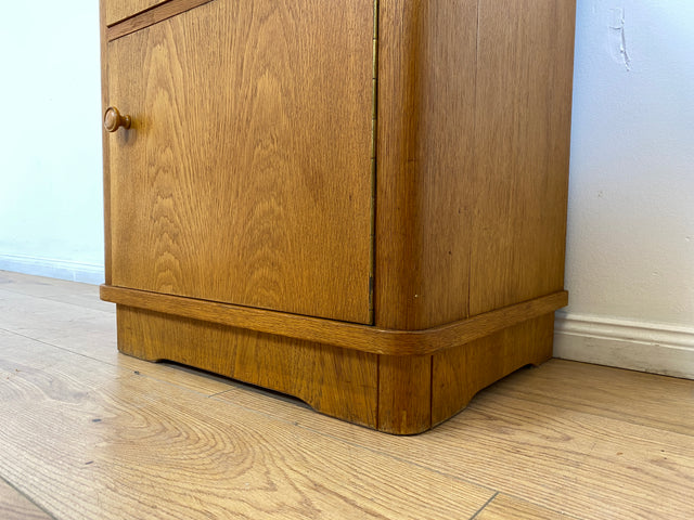 WMK # Hübscher und sehr gut erhaltener Mid-Century Nachttisch aus 1964 in Eichenholz mit Schublade und großem Fach # Nachtschrank Nachtschränkchen Nachtkommode Kommode Bedside Table Vintage 50er 60er