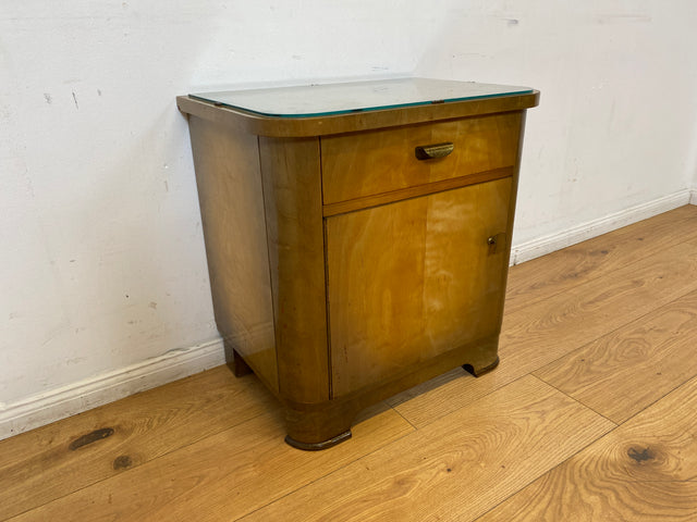 WMK I 1/2 Formschöner und sehr gut erhaltener Mid-Century Nachttisch mit Schublade