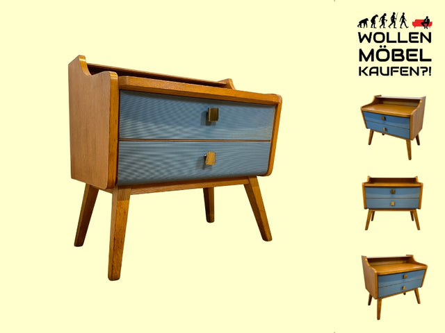 WMK I Seltener Mid-Century Nachttisch mit Schubladen, Messinggriffen & blauen Fronten I Kommode Nachtschrank Nachtschränkchen Beistelltisch Night Stand Vintage 50er 60er Rockabilly Berlin Köln Hanau