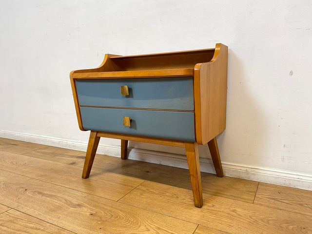 WMK I Seltener Mid-Century Nachttisch mit Schubladen, Messinggriffen & blauen Fronten I Kommode Nachtschrank Nachtschränkchen Beistelltisch Night Stand Vintage 50er 60er Rockabilly Berlin Köln Hanau