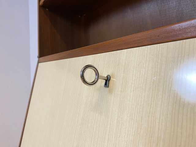 WMK I Einzigartiger und gut erhaltener Mid-Century Schreibschrank mit Regal I Sekretär Schreibkommode Schreibtisch Bücherschrank Bücherregal Flurkommode Vintage Retro 60er 70er Berlin Bonn NRW Bayern