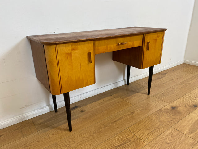 WMK Formschöner kleiner Mid-Century Schreibtisch Modell Dominia von VEB Heidenau mit Schubladen # Desk Arbeitstisch Sekretär Schminktisch Frisiertisch Kinderschreibtisch 50er 60er Rockabilly Vintage