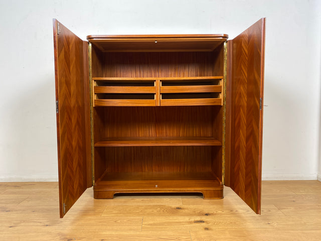 WMK I Hochwertiger Mid-Century Wäscheschrank von 1956 aus vollem Holz mit Schubladen & Intarsien I Schrank Highboard Kleiderschrank Kommode Wäschekommode Schuhschrank Vintage Berlin Leipzig Stuttgart