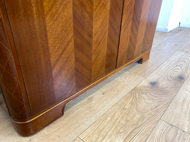 WMK I Hochwertiger Mid-Century Wäscheschrank von 1956 aus vollem Holz mit Schubladen & Intarsien I Schrank Highboard Kleiderschrank Kommode Wäschekommode Schuhschrank Vintage Berlin Leipzig Stuttgart