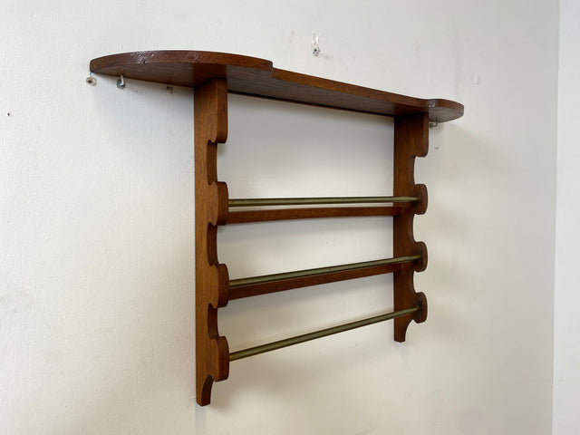 WMK I Schönes Mid-Century Wandregal für Geschirrtücher / Handtücher I Vollholz mit Messingstangen I Wand Regal Handtuchhalter Geschirrtuchhalter Küchenregal Küchenwandregal Holzregal Bad Vintage 50er