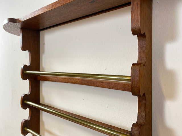 WMK I Schönes Mid-Century Wandregal für Geschirrtücher / Handtücher I Vollholz mit Messingstangen I Wand Regal Handtuchhalter Geschirrtuchhalter Küchenregal Küchenwandregal Holzregal Bad Vintage 50er