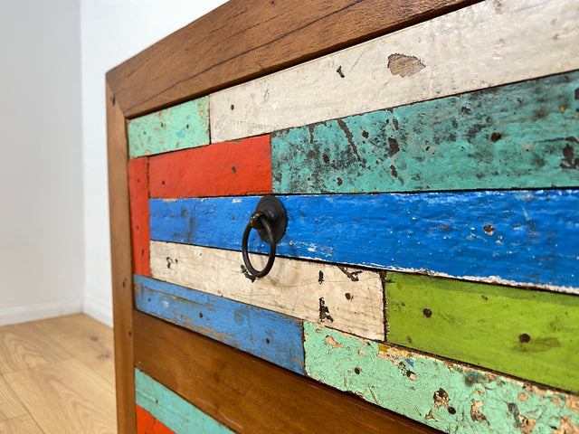 Boatwood by WMK I 1/5 Schöner & nachhaltiger Nachtisch mit Schubladen I handmade Unikat aus altem Bootsholz I Teakholz massiv I Nachtschrank Nachkommode Nachtschränkchen Kommode Berlin Rostock München